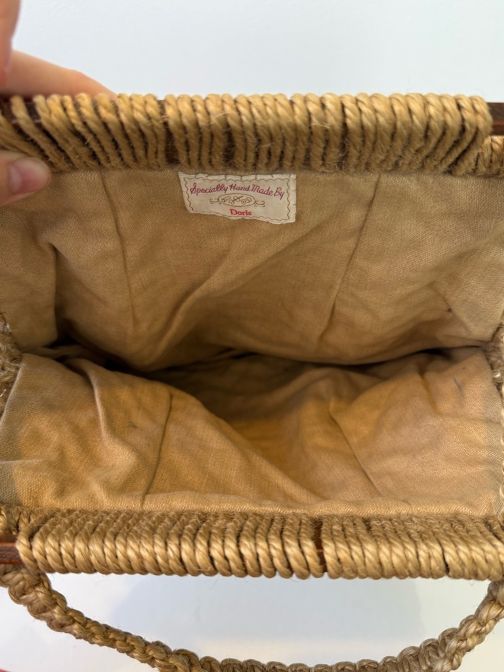 Vintage 70s Handmade Macrame Jute Bag Wooden Handle Boho Market Tote - Picture 6 of 10